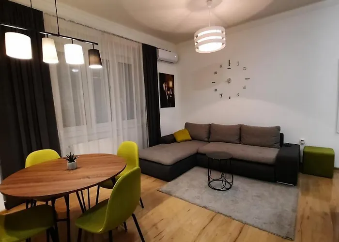 Ancora Apartment Lana